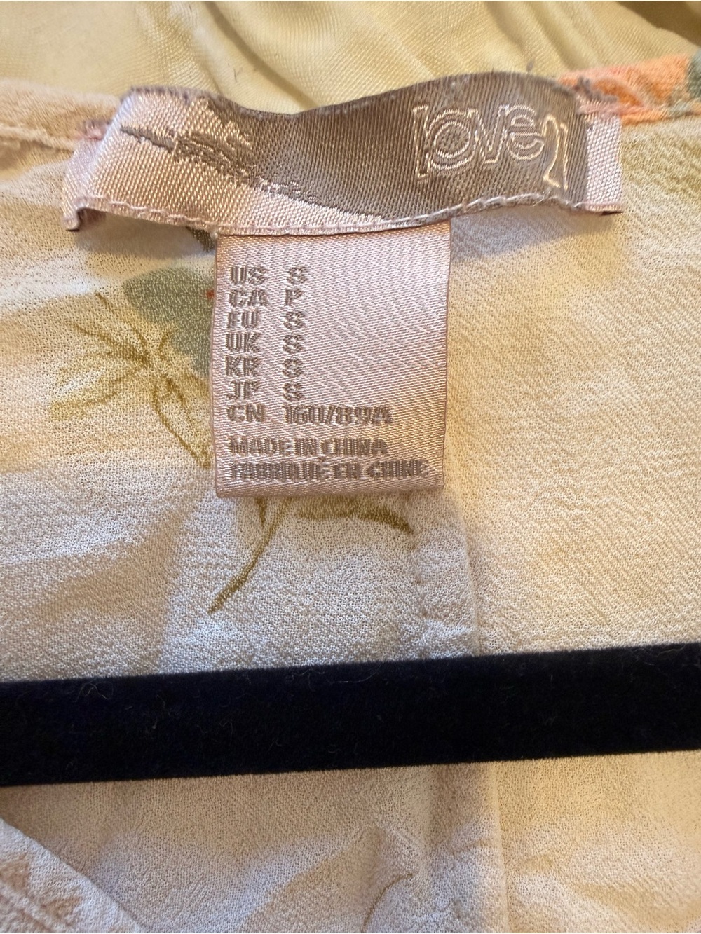 Forever 21 Cream Tie-Front Floral Blouse with Pink and Peach Blooms - Picture 3 of 3